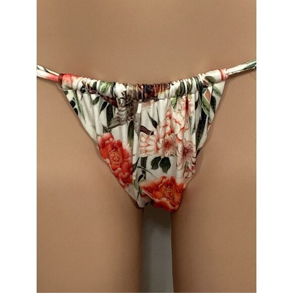 New. HOT AS HELL floral bikini bottom. NSRP $98. Small - Picture 5 of 8
